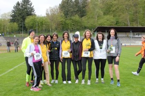 Die erfolgreichen LT-Teilnehmerinnen: Petra, Catherine, Marina, Pia, Claudia, Beate, Daniela, Corinna, Birgit, Sabine (von links)